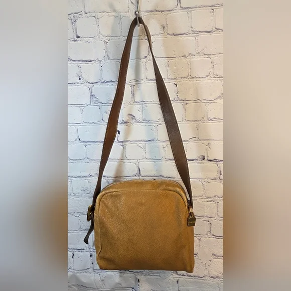 Authentic Loewe *Vintage* Tan Crossbody Bag with Suede Finish - Picture 2 of 12